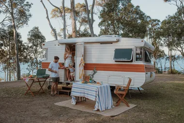 Camplify caravan hire lenni kip and co